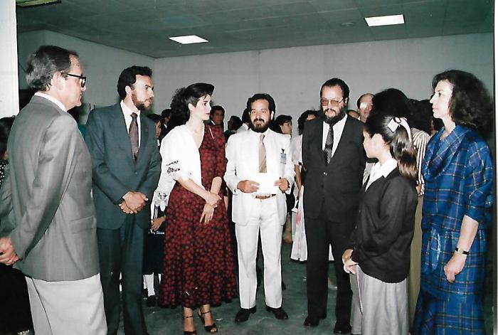 Recorrido inaugural de la primera Feria Nacional del Libro Infantil y Juvenil de León