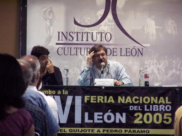 Paco Ignacio Taibo II  en la XVI Feria Nacional del Libro 