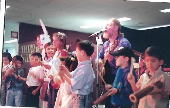 VIII Feria Nacional del Libro Infantil y Juvenil de 1997; Presentación Pepe Frank y su grupo


