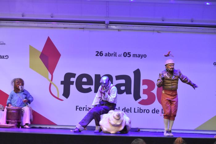 Fenal 30 – Feria Nacional del Libro de León; Caracol y colibrí presentación de Teatro