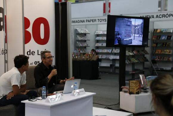 Fenal 30 – Feria Nacional del Libro de León; Peter Kuper presentó su libro Kafkiana