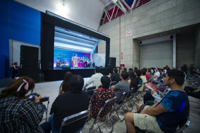 Fenal 34 - Feria Nacional del Libro de León; Concierto de “Espumas y terciopelo”