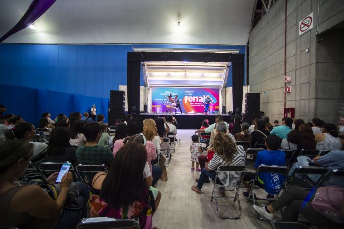 Fenal 34 - Feria Nacional del Libro de León; CEA de León espectáculo “Quiero soñar”